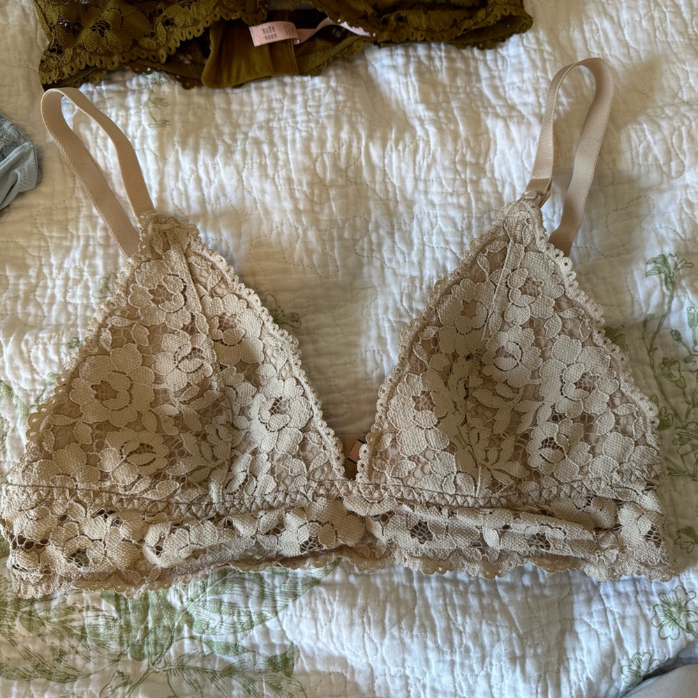 Momanda Nursing Bra 38B